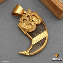 New gold platted artificial OM Lion look Nail Pendant for men.(PD-20)