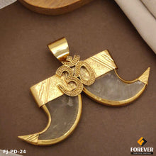 New gold platted artificial Double Om look Nail Pendant for men.(PD-25)